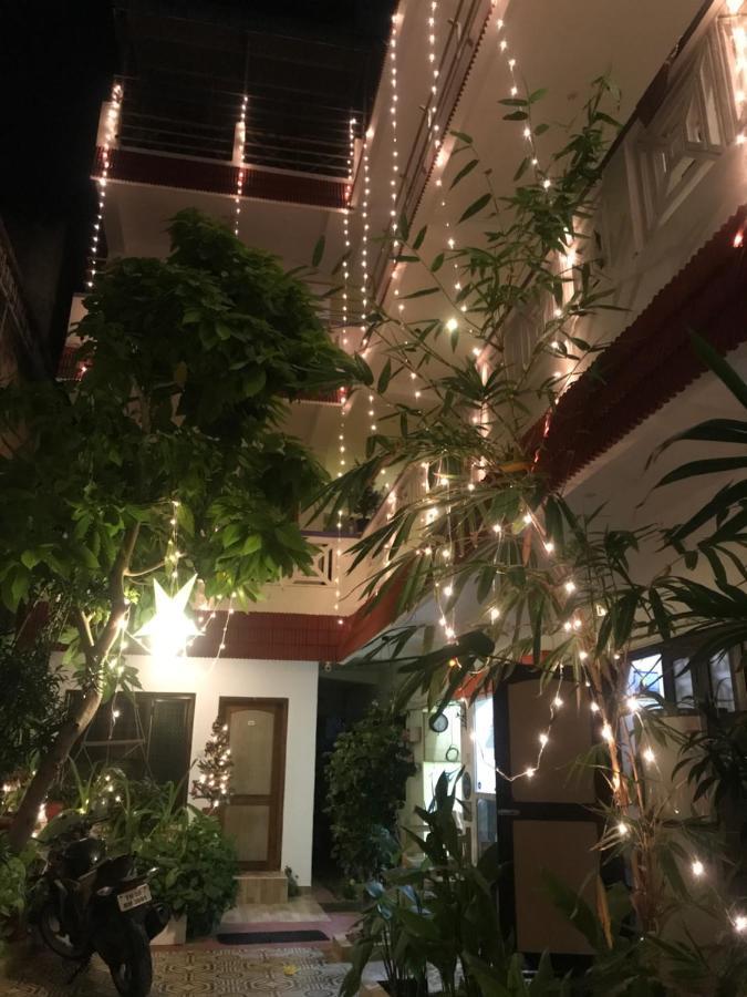 Silver Moon Guest House Mahabalipuram Buitenkant foto