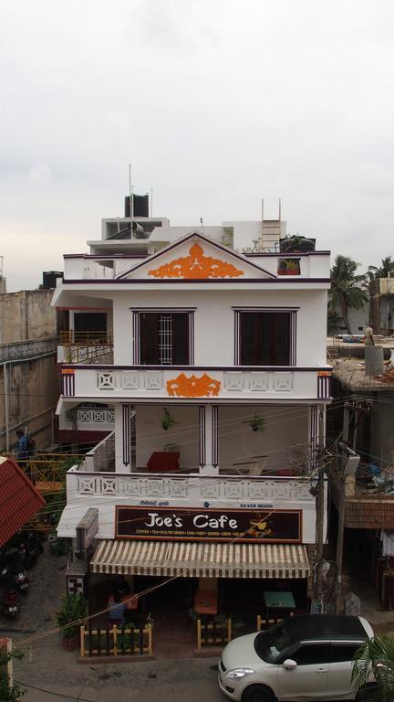Silver Moon Guest House Mahabalipuram Buitenkant foto