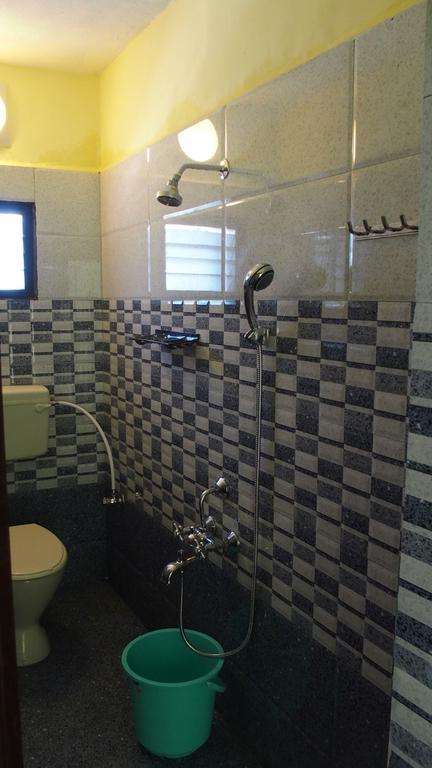Silver Moon Guest House Mahabalipuram Buitenkant foto